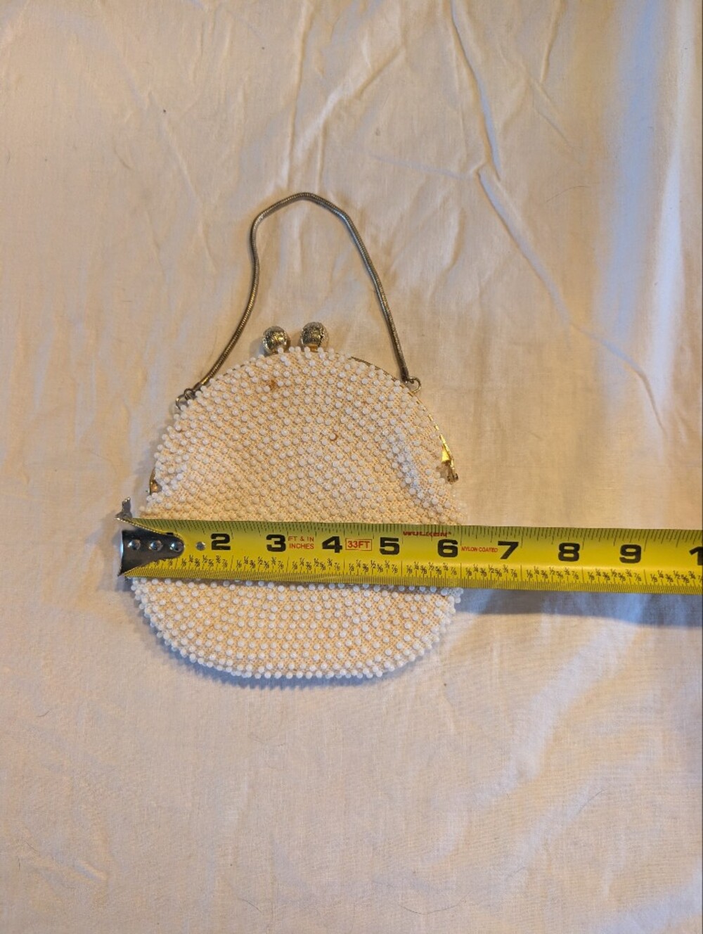 2/20$ Vintage White Beaded Clutch with Metal Handle - Picture 7 of 8